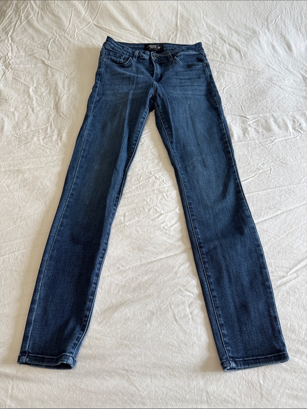 Just Black Women's Mid Rise Dark Blue Skinny Jeans Size 27